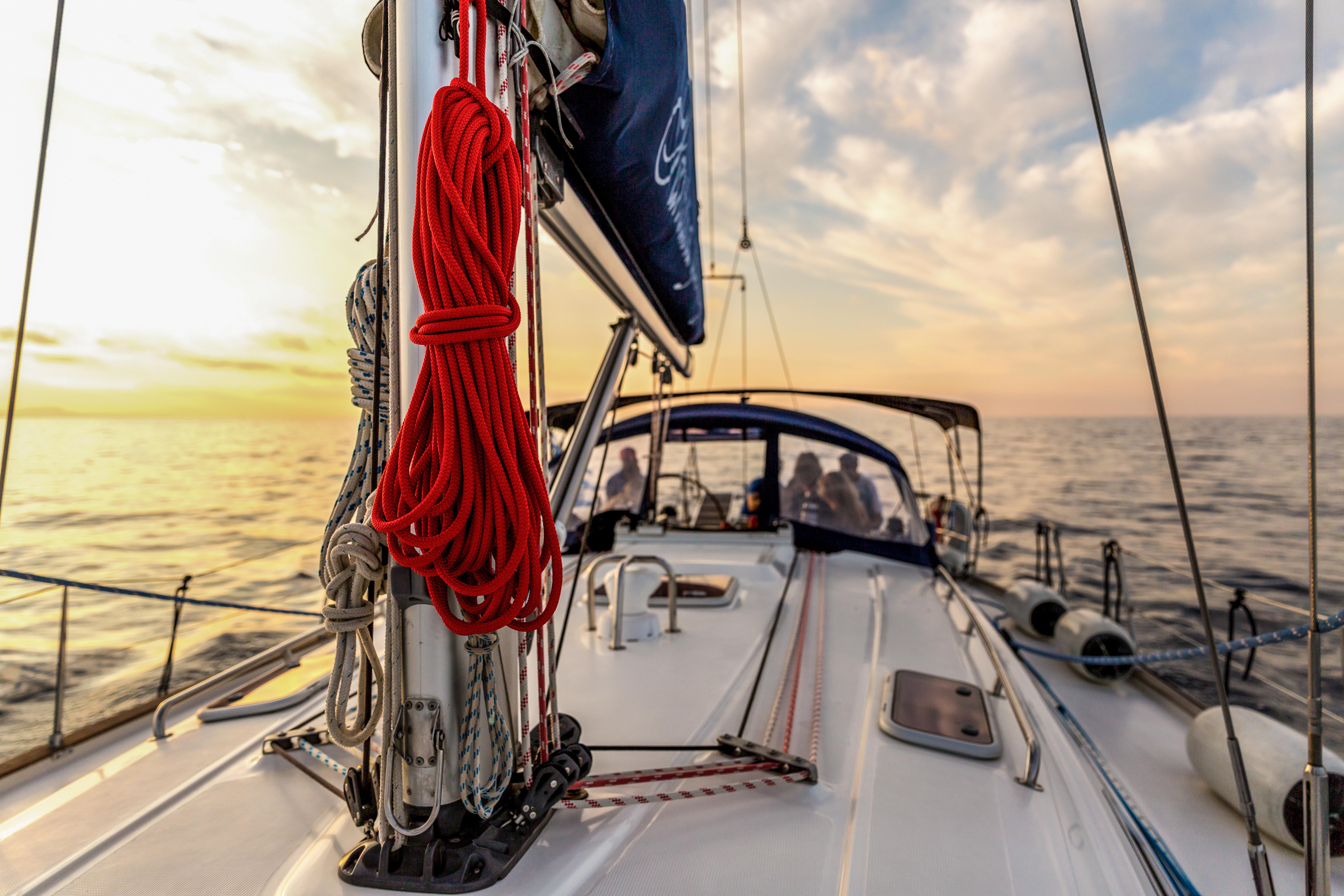 Abaton Island Resort & Spa Hersonissos  Esterno foto A yacht in the Gulf of Naples