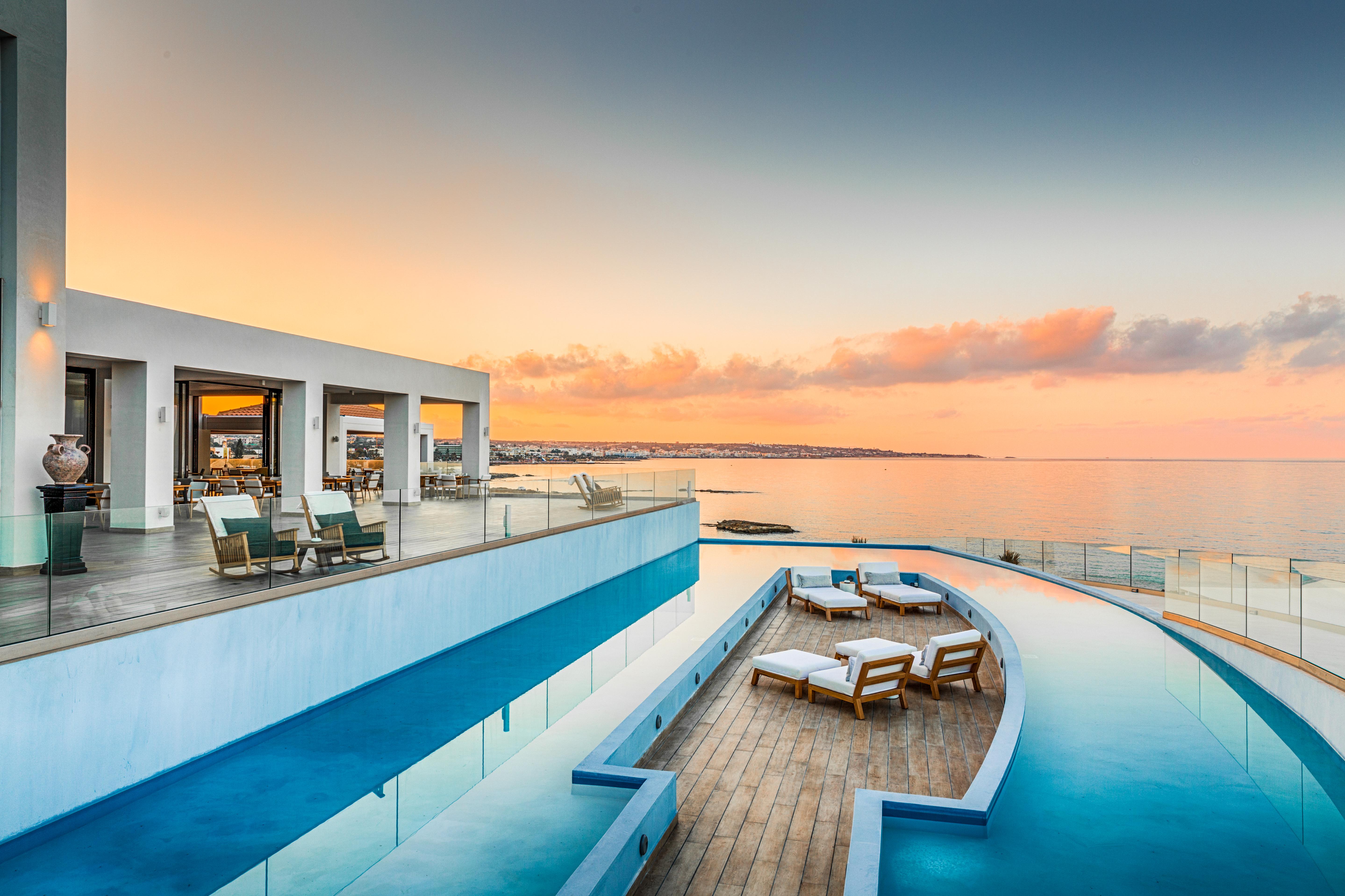 Abaton Island Resort & Spa Hersonissos  Esterno foto The Westin Resort Maldives
